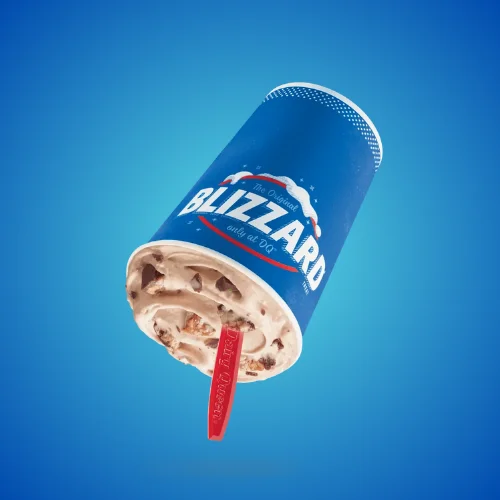 SNICKERS Blizzard Treat